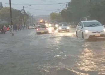 Κακοκαιρία: Συνεχίζει να σφυροκοπά τη χώρα