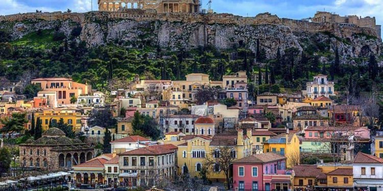 “Airbnb”: Παράνομη η μεταβολή χρήσης ακινήτου από κατοικία σε τουριστική χρήση; – Το ερώτημα που καλείται να απαντήσει το ΣτΕ