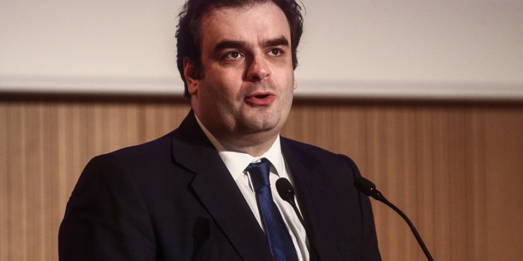 Εργάζεται στα σιωπηλά ο Πιερρακακης