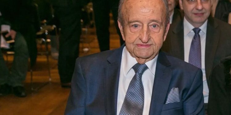 Πέθανε ο Γιώργος Αλεξανδρίδης, στενός συνεργάτης του Βαρδή Βαρδινογιάννη Πέθανε ο Γιώργος Αλεξανδρίδης, στενός συνεργάτης του Βαρδή Βαρδινογιάννη