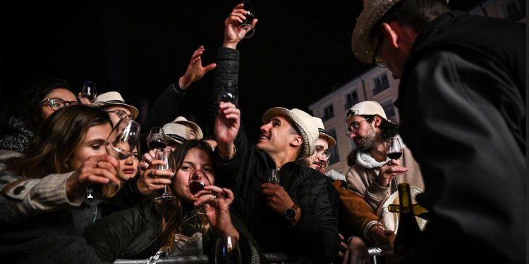 Γαλλία: Όπως κάθε τρίτη Πέμπτη του Νοεμβρίου έφθασε το καινούργιο Μποζολέ