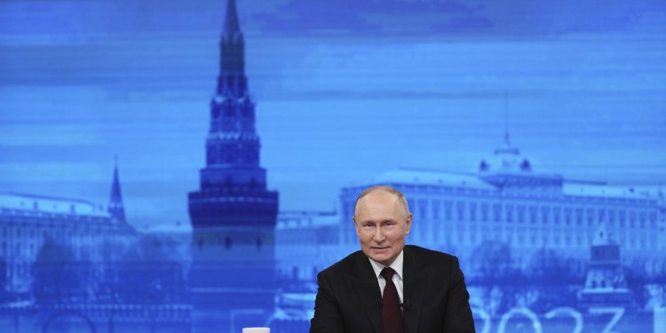 Υποστηρικτές Πούτιν: Θα διεκδικήσει νέα προεδρική θητεία ως ανεξάρτητος υποψήφιος