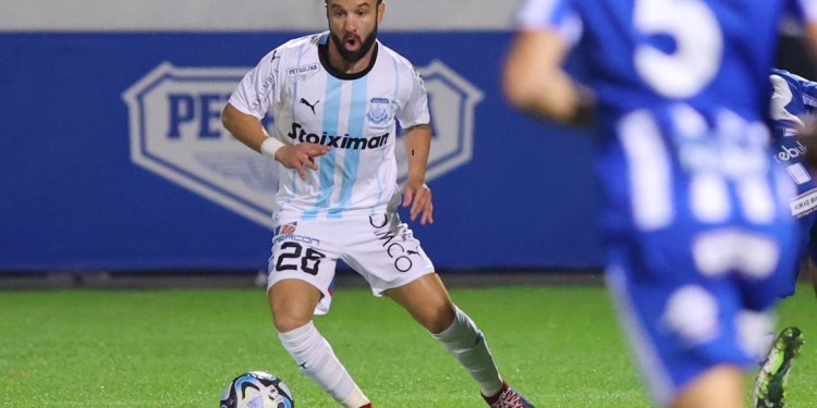 Απόλλων Λεμεσού: Σερβικό δημοσίευμα εμπλέκει τον Βαλμπουενά με την Γκόστιβαρ