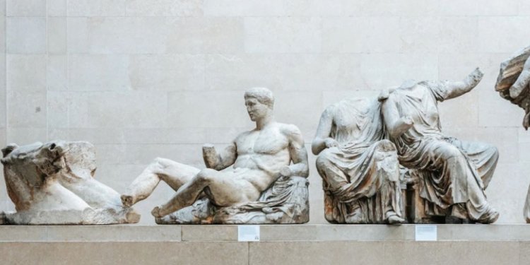 Guardian – Γλυπτά του Παρθενώνα: Ο Μπλερ εξέταζε μακροπρόθεσμο δανεισμό με αντάλλαγμα τη στήριξη του «Λονδίνο 2012»