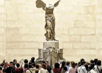 Andrea Marcolongo – Liberation: «Τελικά όλη η Ευρώπη έκλεψε κάτι από την Ελλάδα»