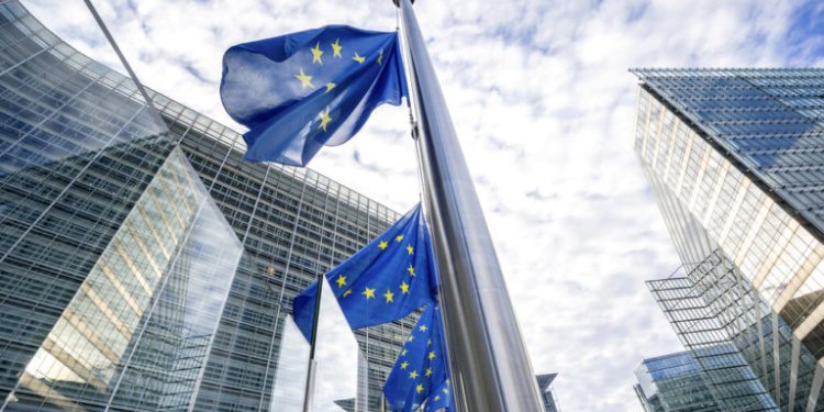 Ξεκίνησε στις Βρυξέλλες ο διάλογος για το μέλλον του αγροτικού κλάδου, εν μέσω κινητοποιήσεων