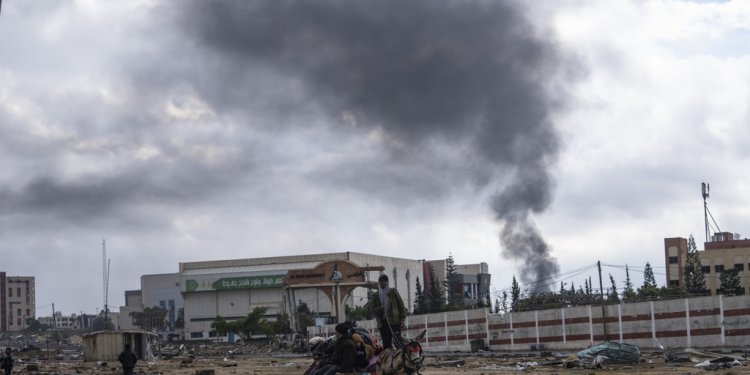 Πηγές Χαμάς: Εξετάζεται σχέδιο εκεχειρίας με το Ισραήλ στη Γάζα – Οι τρεις φάσεις και η κατάπαυση του πυρός πολλών εβδομάδων