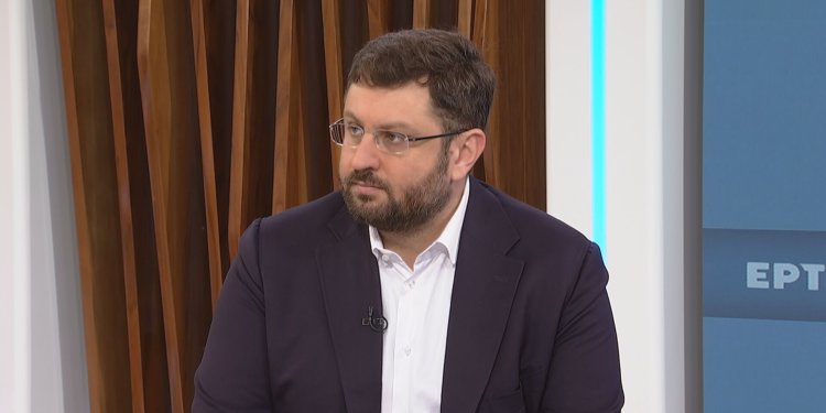 Κ. Ζαχαριάδης στο Πρώτο: “Κίνηση ματ” του Στ. Κασσελάκη το ν/σ ΣΥΡΙΖΑ για τα ομόφυλα ζευγάρια – Έφερε αλυσιδωτή αντίδραση (audio)
