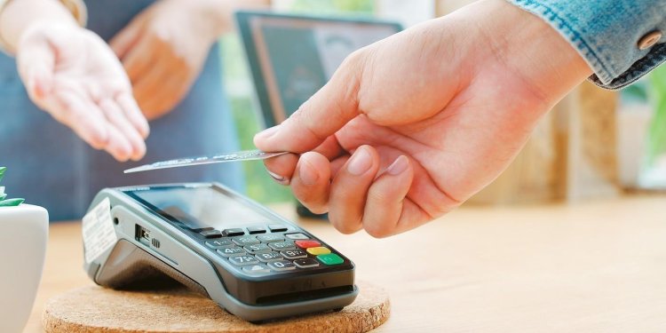 Κ. Χατζηδάκης στην ΕΡΤNEWS: Δεν θα δοθεί παράταση στη διασύνδεση των ταμειακών μηχανών με τα POS Κ. Χατζηδάκης στην ΕΡΤNEWS: Δεν θα δοθεί παράταση στη διασύνδεση των ταμειακών μηχανών με τα POS