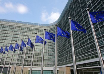 Η ώρα της Ευρώπης – Όλα τα μάτια στη σύνοδο κορυφής για ενέργεια, καύσιμα και όρια δαπανών