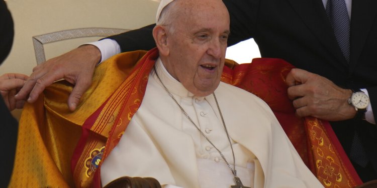 Βατικανό: Με γρίπη ο Πάπας Φραγκίσκος