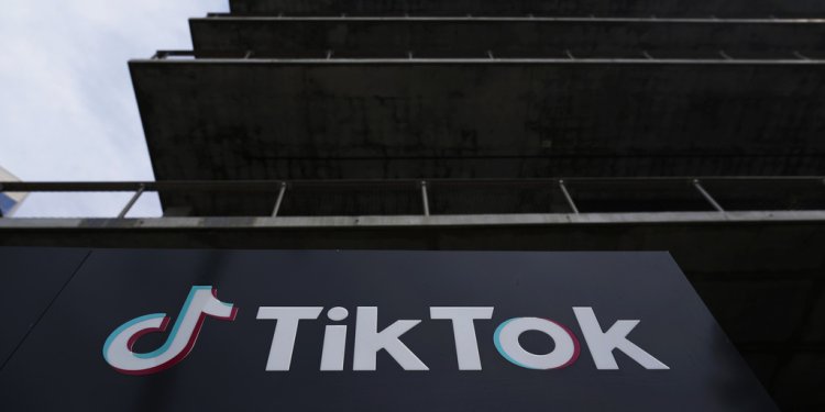 ΗΠΑ: Η Βουλή των Αντιπροσώπων ενέκρινε το κείμενο που απειλεί το TikTok με απαγόρευση ΗΠΑ: Η Βουλή των Αντιπροσώπων ενέκρινε το κείμενο που απειλεί το TikTok με απαγόρευση