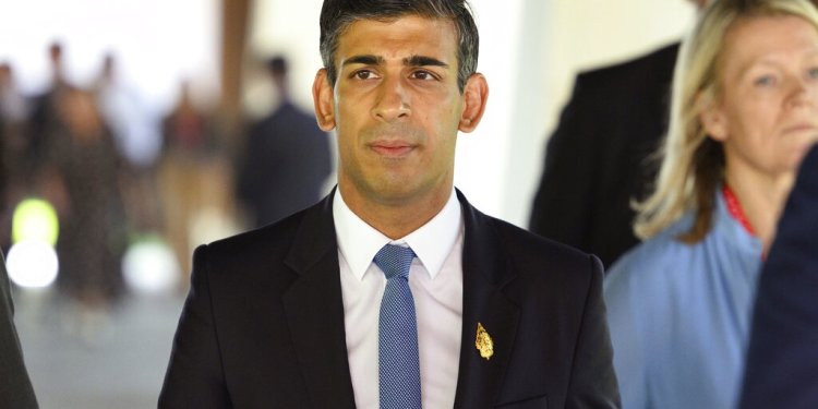 Σούνακ: Οι εξτρεμιστές σκόπιμα υπονομεύουν τη δημοκρατία της χώρας μας