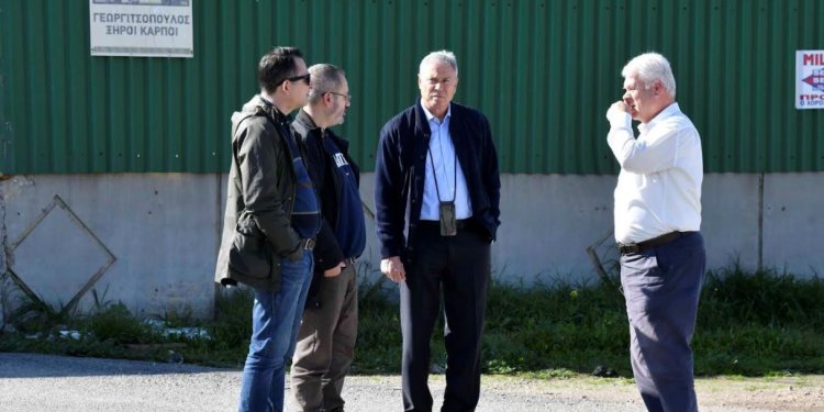 Επίσκεψη Γιάννη Σγουρού στο Δήμο Ασπροπύργου και στη Δυτική Αττική Επίσκεψη Γιάννη Σγουρού στο Δήμο Ασπροπύργου και στη Δυτική Αττική