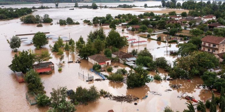 ΚΟΛΟΣΣΙΑΙΟ ΣΧΕΔΙΟ ΑΝΑΤΑΞΗΣ ΤΗΣ ΘΕΣΣΑΛΙΑΣ ΚΟΛΟΣΣΙΑΙΟ ΣΧΕΔΙΟ ΑΝΑΤΑΞΗΣ ΤΗΣ ΘΕΣΣΑΛΙΑΣ