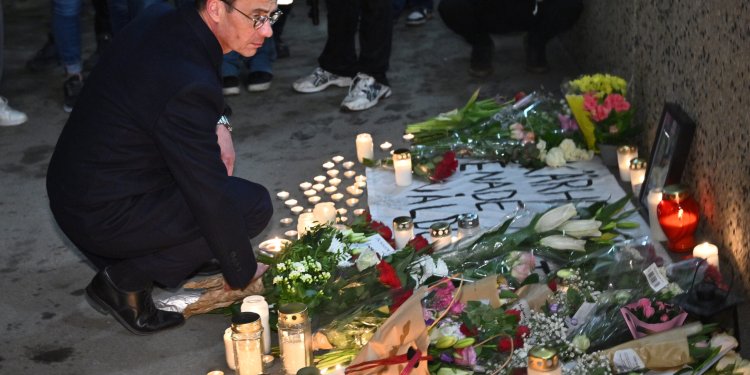 Σουηδία: Νεαροί δολοφόνησαν 39χρονο μπροστά στα μάτια του παιδιού του – Οργισμένοι οι πολίτες από την ανεξέλεγκτη βία
