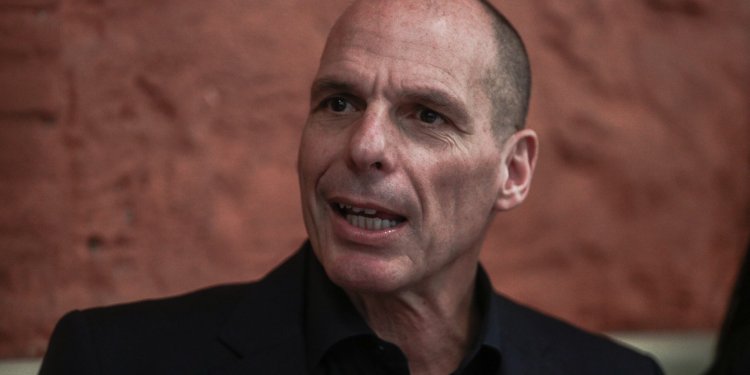 Γ. Βαρουφάκης στο Πρώτο: Το Grexit είχε συζητηθεί μέσα στο Eurogroup, αλλά οι ανακοινώσεις συγκάλυπταν την πραγματικότητα (audio)