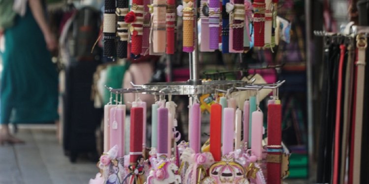 Αρχίζει αύριο 25/4 το εορταστικό ωράριο των καταστημάτων – Ανοιχτά τα μαγαζιά την Κυριακή 28 Απριλίου