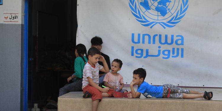 ΟΗΕ: Η διάλυση της UNRWA θα επιτάχυνε τον λιμό στη Γάζα – Θα καταδίκαζε μια ολόκληρη γενιά παιδιών στην απελπισία