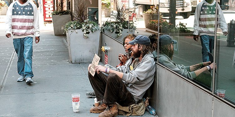 Στις ΗΠΑ μειώνονται οι… φτωχοί, αλλά αυξάνονται οι… ALICEs