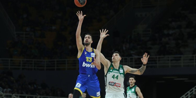 Παναθηναϊκός – Περιστέρι: Απίθανο buzzer του Χουγκάζ από το κέντρο (vid)