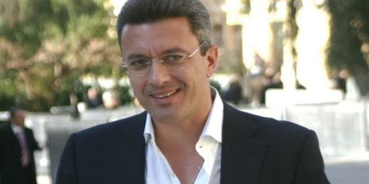 ANT1: Η ανακοίνωση για την ανανέωση της συνεργασίας του Νίκου Χατζηνικολάου
