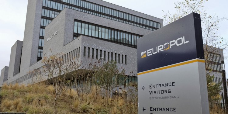 ΤΑ ΠΕΡΙΕΡΓΑ ΤΗΣ EUROPOL ΚΑΙ ΤΟ ΕΛΛΗΝΙΚΟ ΕΝΔΙΑΦΕΡΟΝ ΤΑ ΠΕΡΙΕΡΓΑ ΤΗΣ EUROPOL ΚΑΙ ΤΟ ΕΛΛΗΝΙΚΟ ΕΝΔΙΑΦΕΡΟΝ