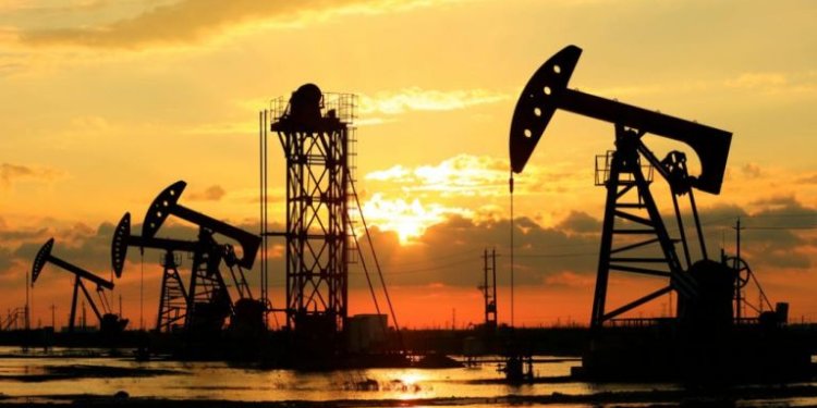 Αλματώδης αύξηση της τιμής του πετρελαίου λόγω των εντάσεων στη Μέση Ανατολή Αλματώδης αύξηση της τιμής του πετρελαίου λόγω των εντάσεων στη Μέση Ανατολή