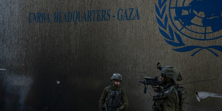 Οι ισραηλινές αρχές απαγόρευσαν την είσοδο στην Γάζα του επικεφαλής της Unrwa