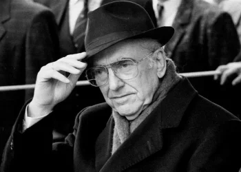 Χ.Τσιοκας – Το παράδειγμα του Ανδρέα Παπανδρέου που δείχνει το δρόμο της διεξόδου …