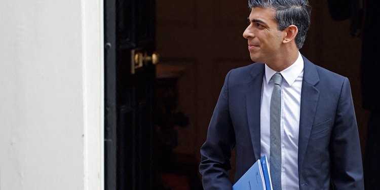 Βρετανία: To παρασκήνιο του αιφνιδιασμού Σούνακ με τις πρόωρες εκλογές