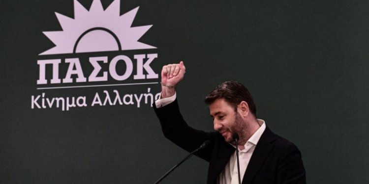 Ετοιμάζεται για σκληρή αντεπίθεση στους… καλοθελητές ο Νίκος Ανδρουλάκης Ετοιμάζεται για σκληρή αντεπίθεση στους… καλοθελητές ο Νίκος Ανδρουλάκης