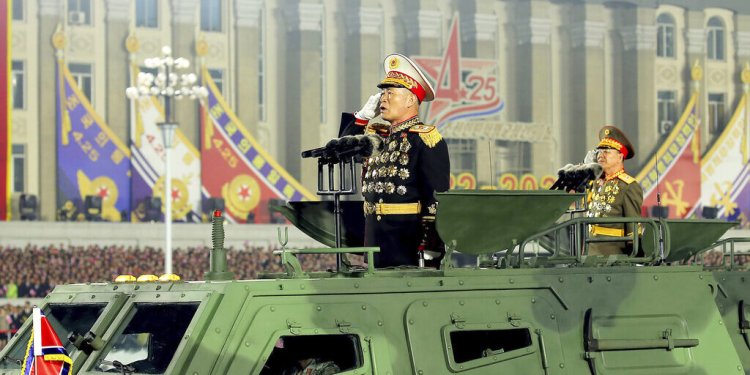 Βόρεια Κορέα: Υψηλόβαθμος αξιωματούχος επικρίνει τις ΗΠΑ για τη διευρυνόμενη υποστήριξή τους στην Ουκρανία Βόρεια Κορέα: Υψηλόβαθμος αξιωματούχος επικρίνει τις ΗΠΑ για τη διευρυνόμενη υποστήριξή τους στην Ουκρανία