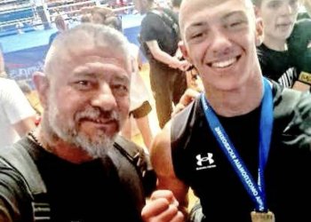 Χρυσος ο Σταυριανος στο Πανελληνιο κυπελλο Kickboxing