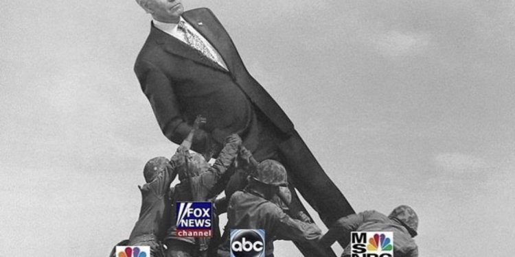 ΗΠΑ: Τα σενάρια για αποχώρηση Μπάιντεν μετά το δράμα του ντιμπέιτ