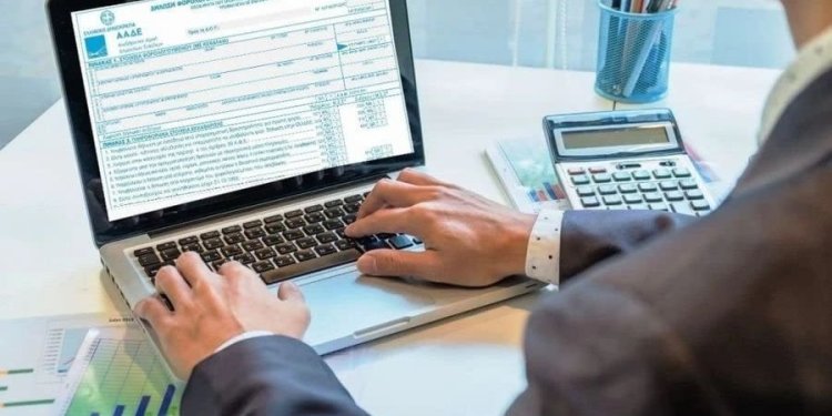 ΣΤΟ ΚΟΚΚΙΝΟ ΟΙ ΟΦΕΙΛΕΣ – ΔΕΝ ΑΠΟΔΙΔΟΥΝ ΟΙ ΡΥΘΜΙΣΕΙΣ. ΣΤΟ ΚΟΚΚΙΝΟ ΟΙ ΟΦΕΙΛΕΣ – ΔΕΝ ΑΠΟΔΙΔΟΥΝ ΟΙ ΡΥΘΜΙΣΕΙΣ.