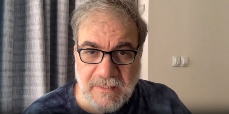 Σταρόβας: “Είχα δεκαετίες να κοιμηθώ χωρίς να πετάγομαι κάθε μισή ώρα – Ζούσα έναν αργό θάνατο” Σταρόβας: “Είχα δεκαετίες να κοιμηθώ χωρίς να πετάγομαι κάθε μισή ώρα – Ζούσα έναν αργό θάνατο”