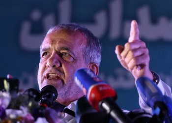 Αλλάζει σελίδα το Ιράν – Εξέλεξε μεταρρυθμιστή πρόεδρο