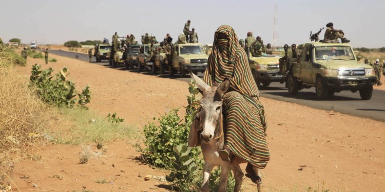 Πόλεμος στο Σουδάν: 22 νεκροί σε επίθεση εναντίον πόλης που πολιορκούν οι παραστρατιωτικοί στο Νταρφούρ