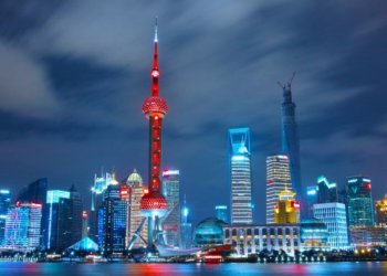 Η ΧΡΕΩΚΟΠΙΑ ΤΗΣ ΕΥΡΩΠΗΣ ΚΑΙ Η ΚΙΝΑ ΠΟΥ ΕΡΧΕΤΑΙ