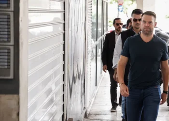 Με αιχμές των 87 κατά του Στέφανου Κασσελάκη ανοίγει η συνεδρίαση της ΚΕ του ΣΥΡΙΖΑ