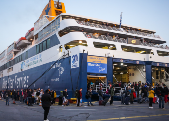 ΕΦΙΑΤΗΣ ΜΕ ΤΙΣ ΑΥΞΗΣΕΙΣ ΣΤΑ ΑΚΤΟΠΛΟΙΚΑ ΕΙΣΙΤΗΡΙΑ- ΦΩΝΕΣ  ΠΡΟΣ ΤΟ ΥΠΟΥΡΓΕΙΟ ΓΙΑ ΠΑΡΕΜΒΑΣΗ