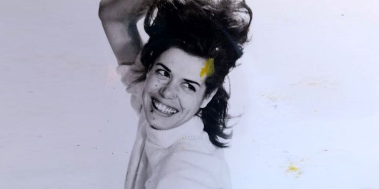 Πέθανε η δημοσιογράφος Αθανασία Συγγελάκη Πέθανε η δημοσιογράφος Αθανασία Συγγελάκη