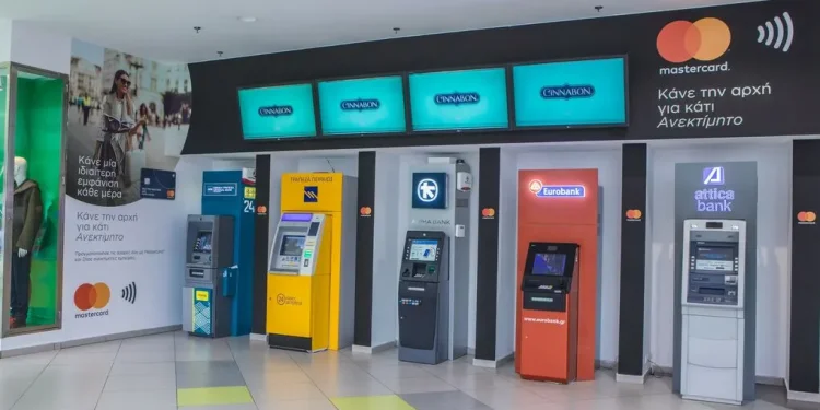 Προχωράει ο πέμπτος τραπεζικος πολος