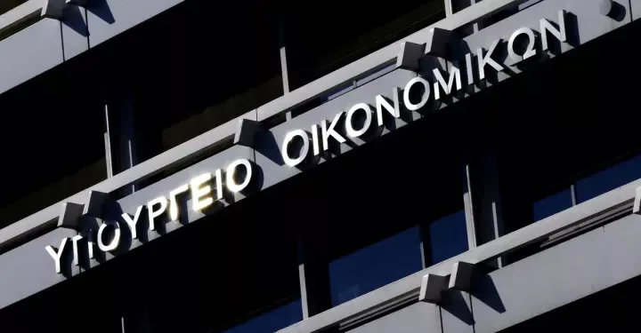 Νέα υπέρβαση στα φορολογικά έσοδα στο 5μηνο – Έχουν γονατίσει τους πολίτες στους Φόρους και την Ακρίβεια