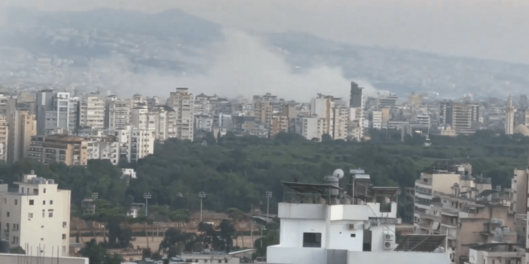 Ισραηλινά μαχητικά έσπασαν το φράγμα του ήχου στη Βηρυτό και ο Νασραλα απειλεί