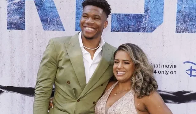 Σήμερα παντρεύεται ο Γιάννης Αντετοκούνμπο με τη Μαράια – Οι υψηλοί προσκεκλημένοι Σήμερα παντρεύεται ο Γιάννης Αντετοκούνμπο με τη Μαράια – Οι υψηλοί προσκεκλημένοι