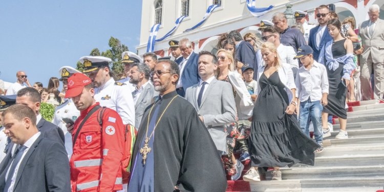 Ο Χάρης Δούκας για την μεγάλη γιορτή της Παναγίας