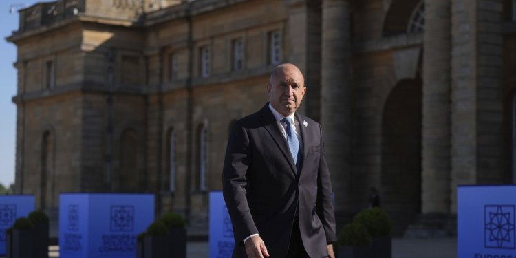 Boυλγαρία: Καταγγελία από την υποψήφια μεταβατική πρωθυπουργό για πιέσεις ως προς την επιλογή των προσώπων