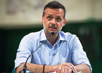 Αντίπαλος για τη Νεα Δημοκρατία είναι ο Χαρης Δούκας !